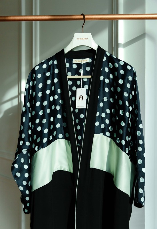 Polkadots Abaya