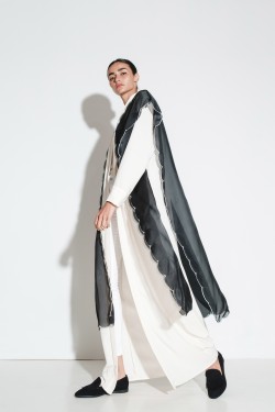 Black & White ll / 019