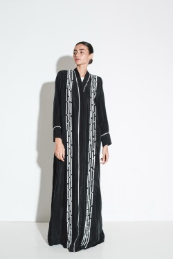 Black & White ll / 022