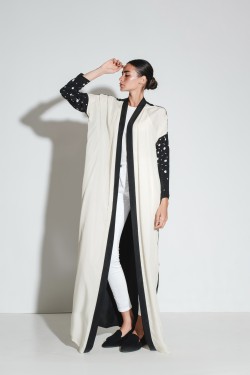 Black & White ll / 005