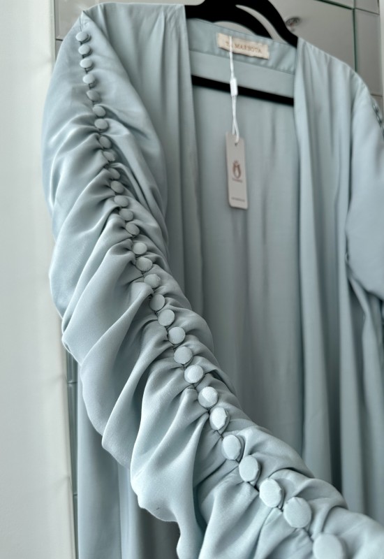 Light Breeze abaya