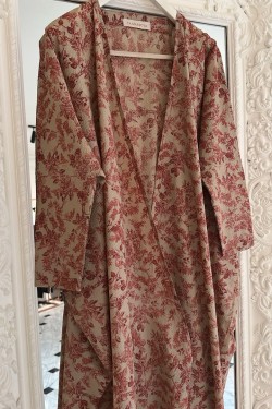 Toile Whisper Abaya