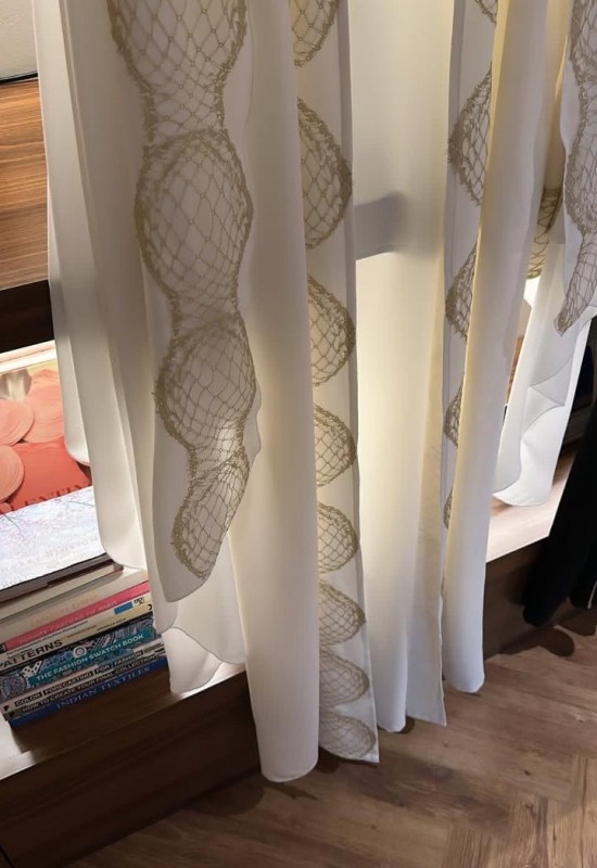 Golden Circles Abaya